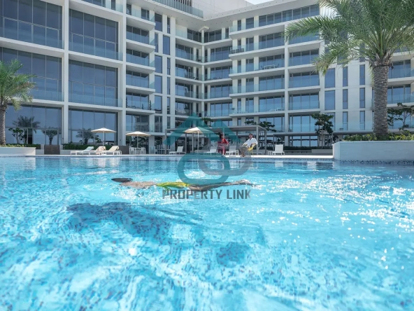 709787208 1066x800 1